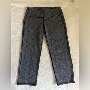 Gray ATHLETA Women’s Crop Leggings‎ Sz M